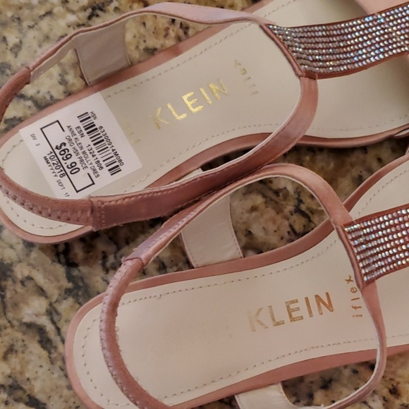 *Anne Klein Molly Sandals - Picture 5 of 7